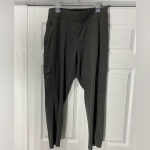 Athleta women’s cargo pants size 16.